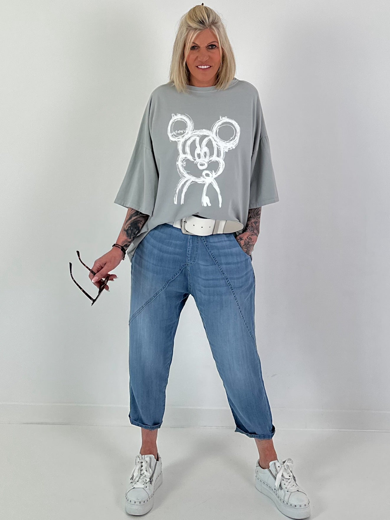 Oversized T-shirt with comic mouse - grey