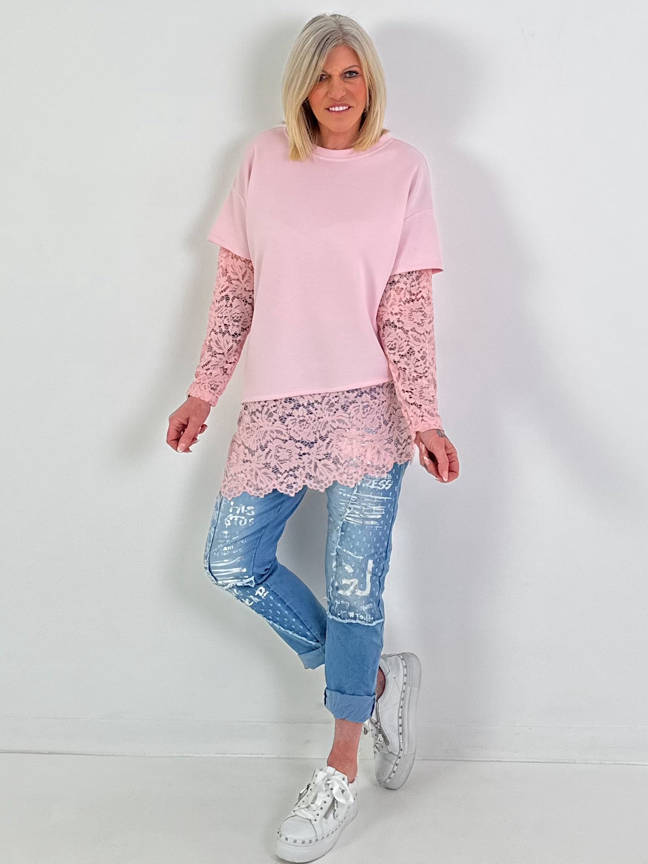 Trui met kanten mouwen - roze