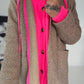 Mantel in Teddy-Curl-Optik und Neon-Akzenten - taupe