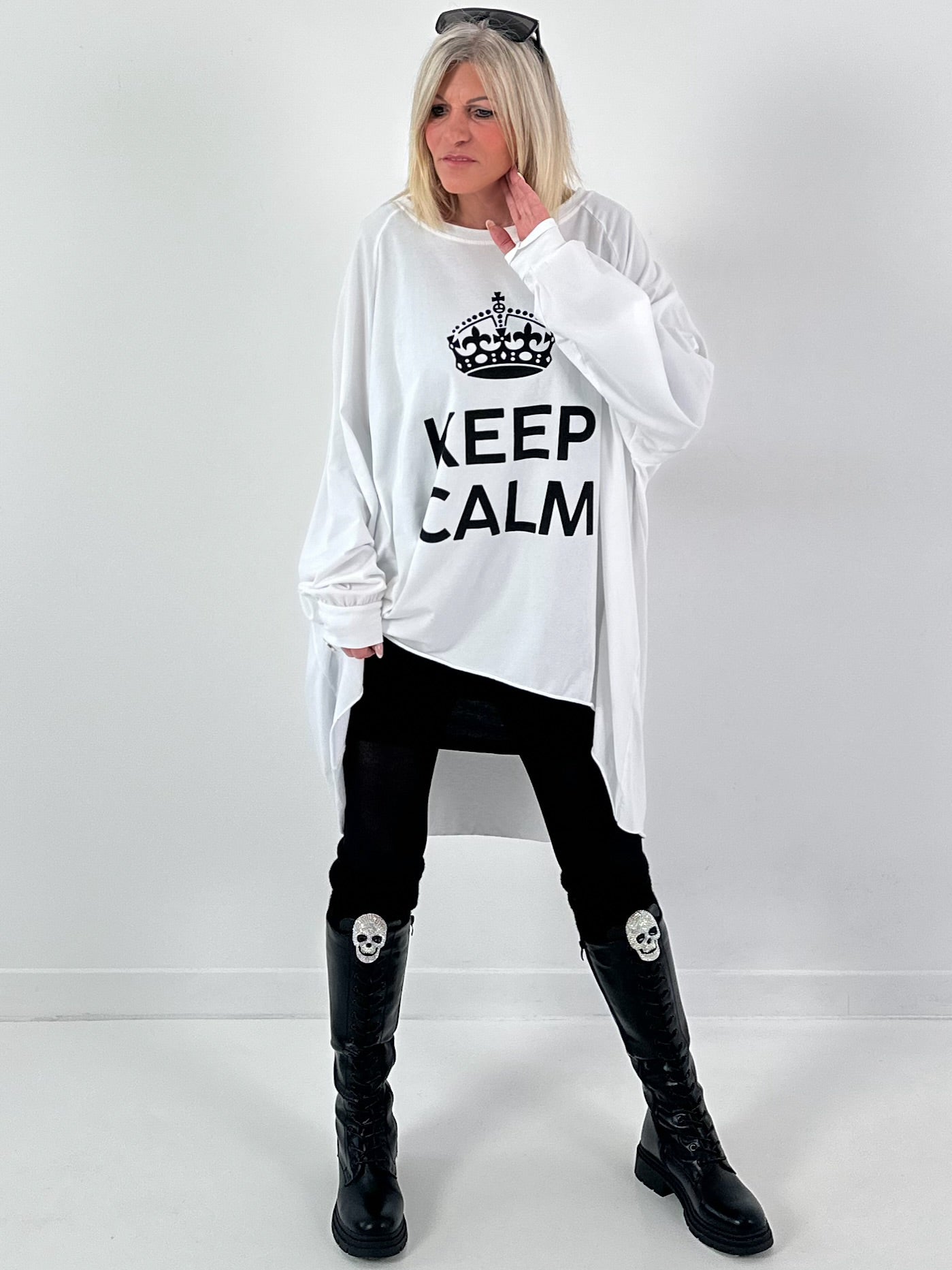 Oversized shirt model "KEEP CALM" - white