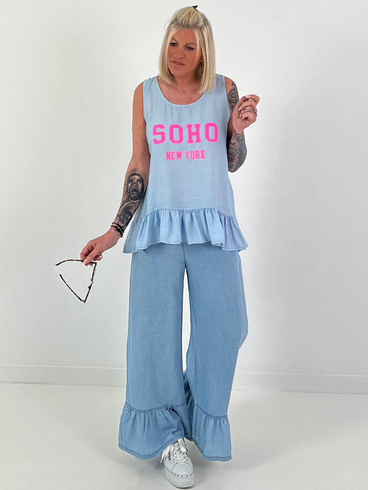 Top mit Volant SOHO - hellblau