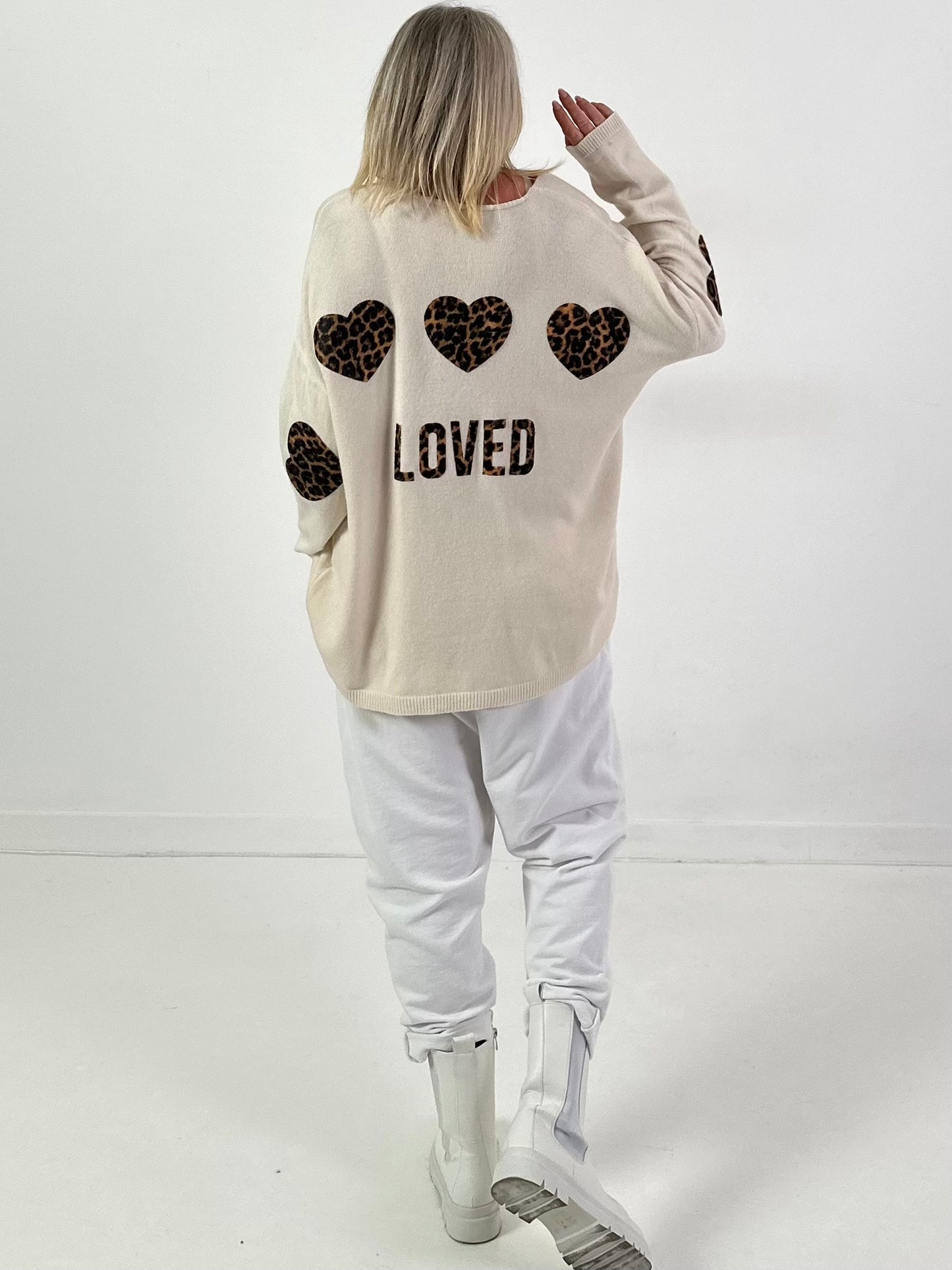 Strickpullover Modell "Loved Edition" - ecru
