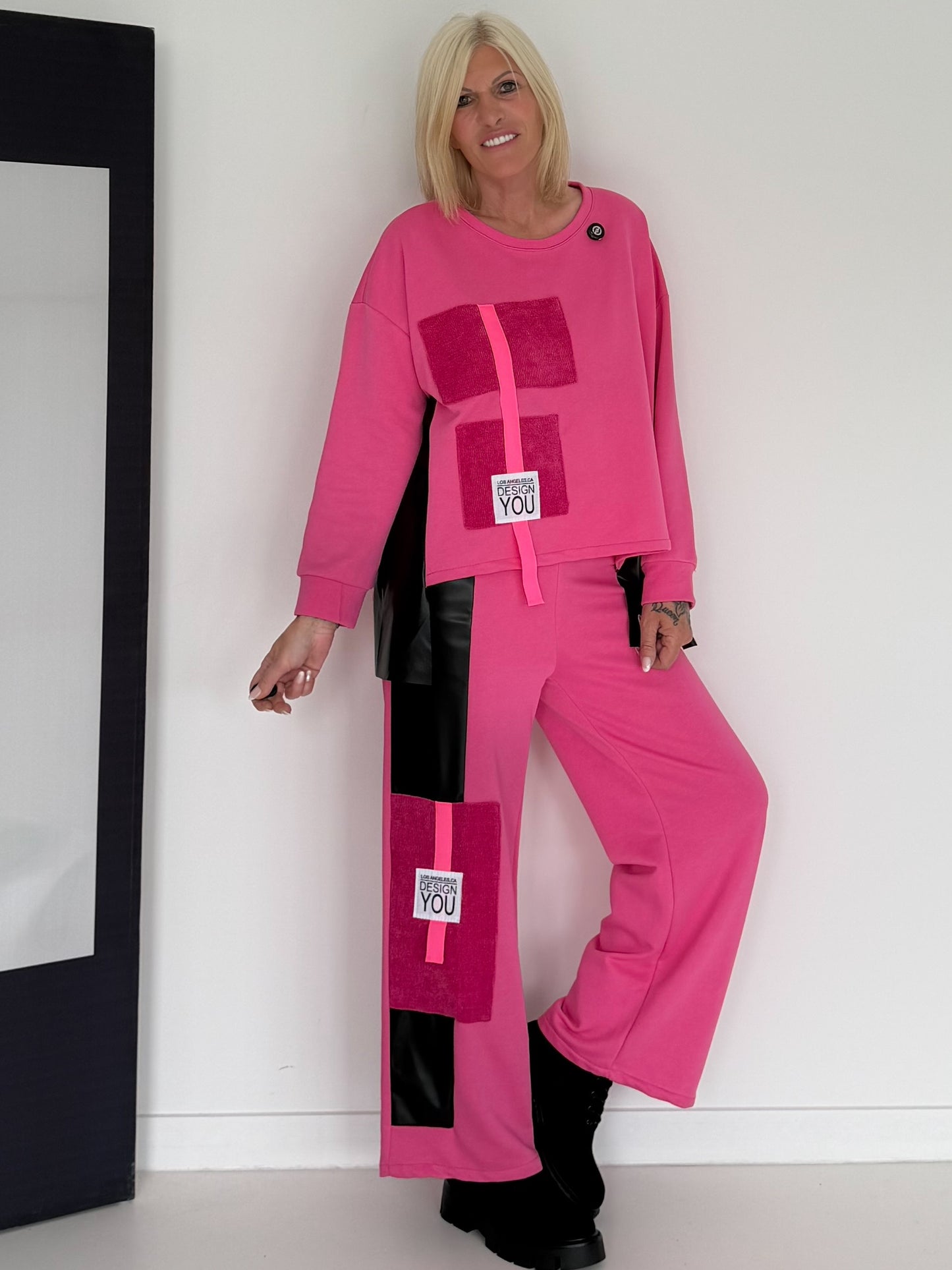 Stylischer Zweiteiler mit Lederoptik- und Kord-Details - pink