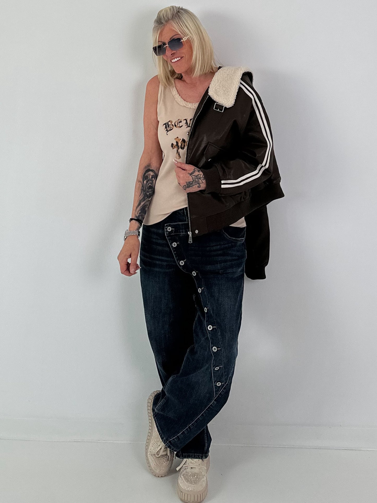 Jeans mit Knopfleiste quer - denim