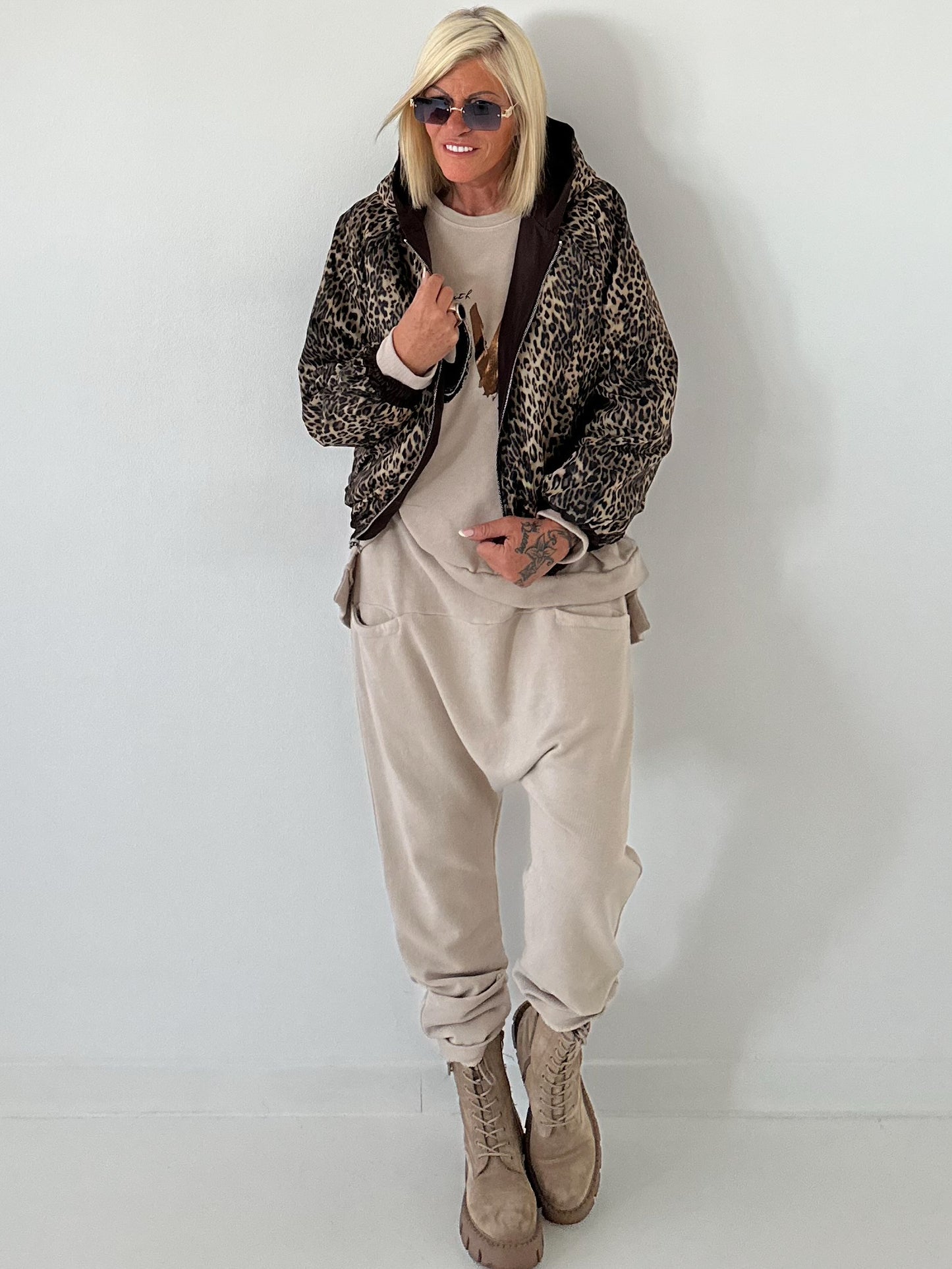 2 in 1 Jacke mit Leo-Print - schoko