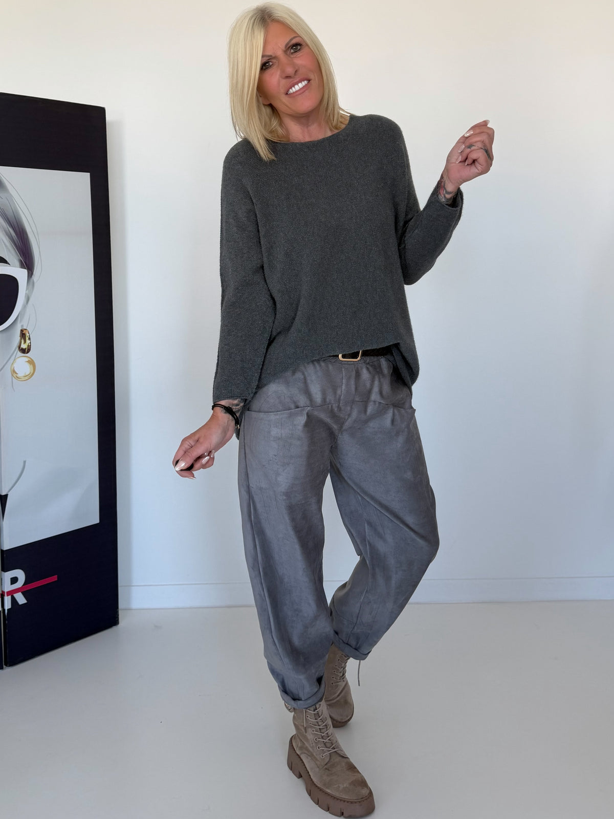 Basic Pullover mit Rundhalsausschnitt - anthrazit
