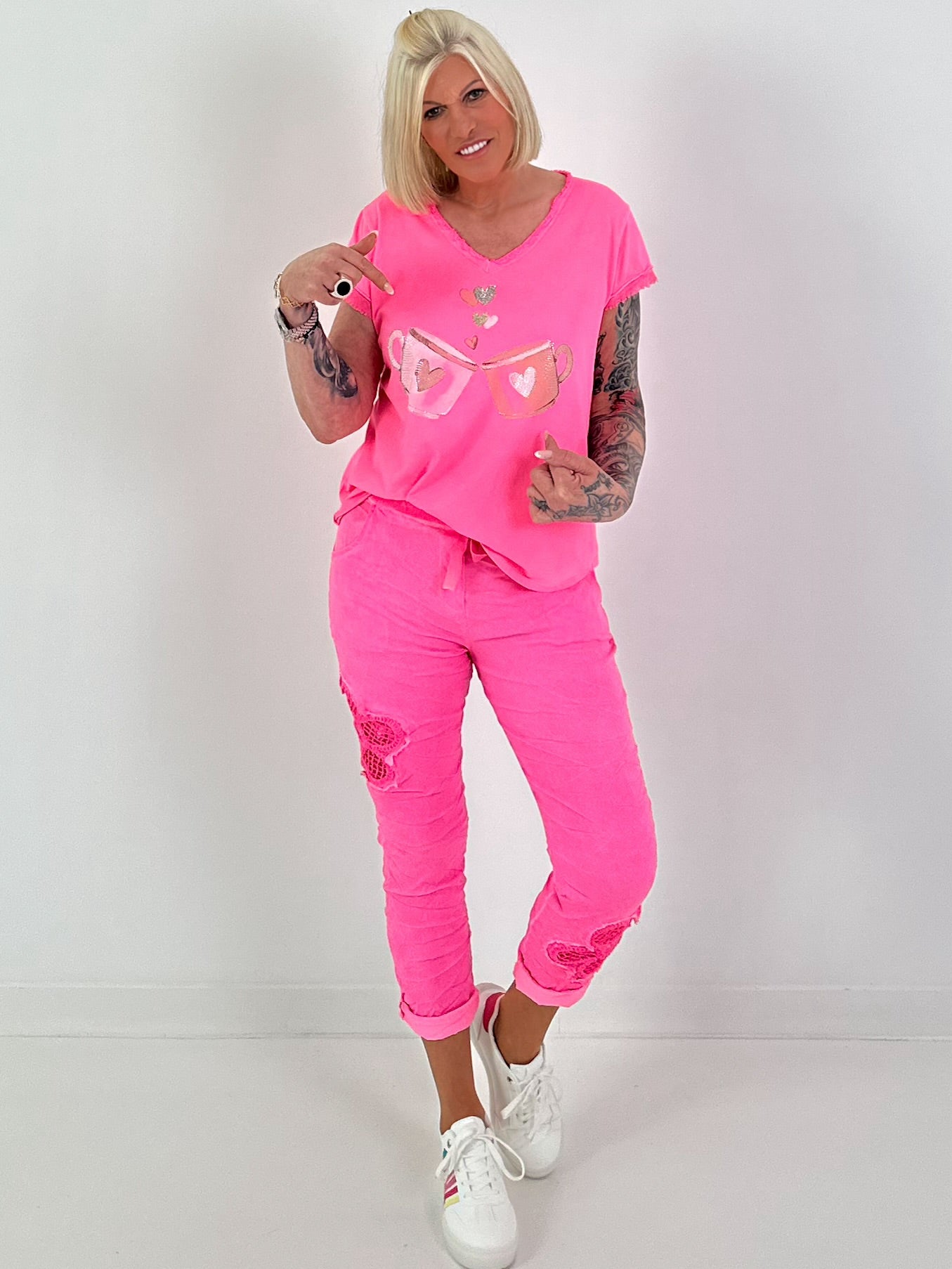 T-shirt Cups - neon pink