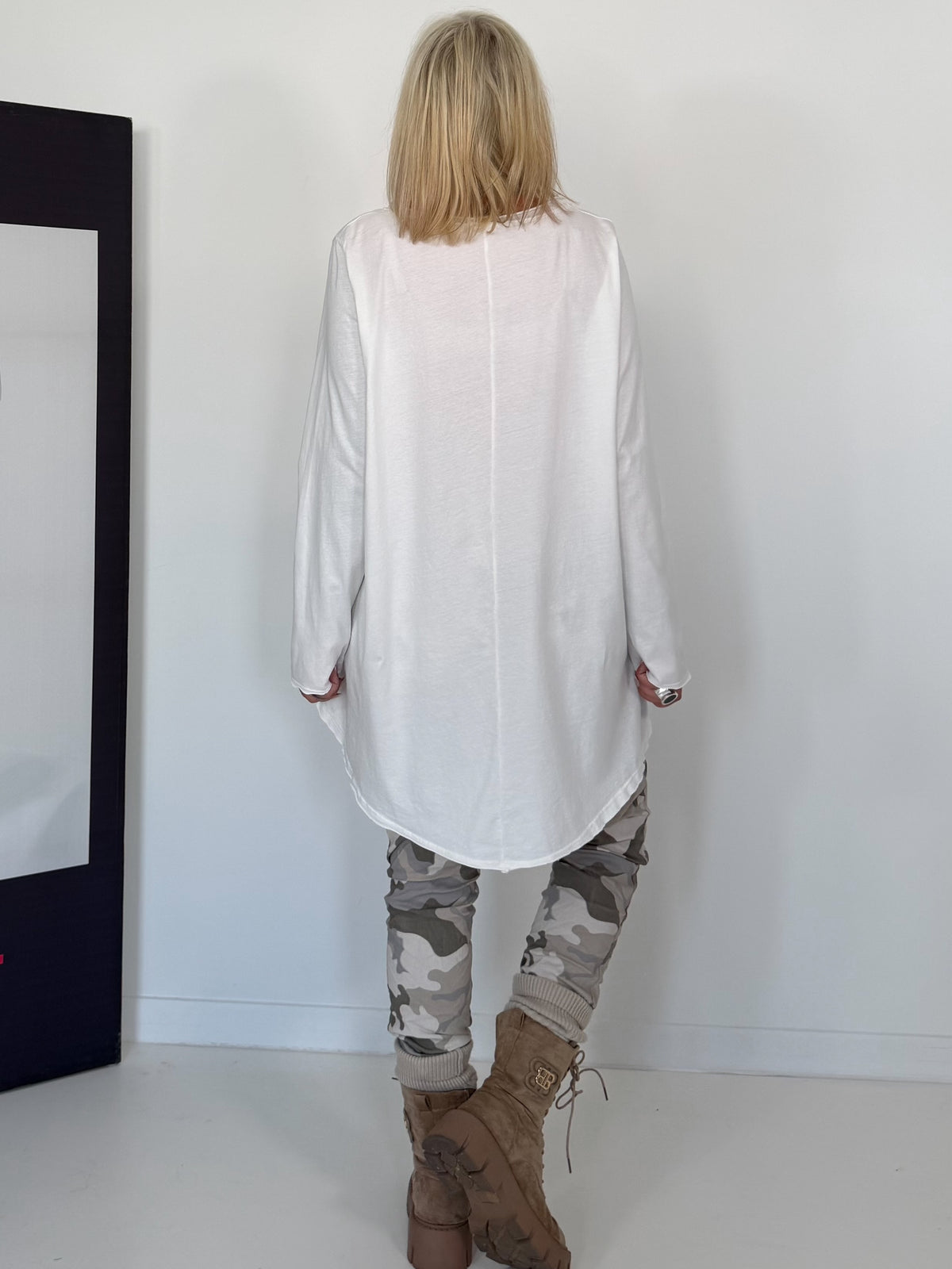 Basic Shirt mit Rundhalsausschnitt -weiss