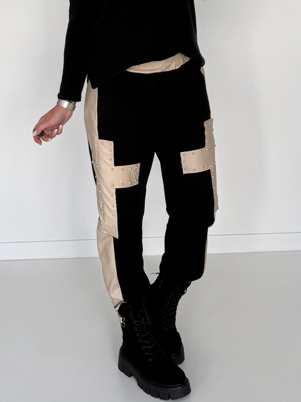 Sweathose im Materialmix - schwarz-beige