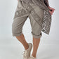 Kurze Hose mit Jeanselementen und Ösen - taupe