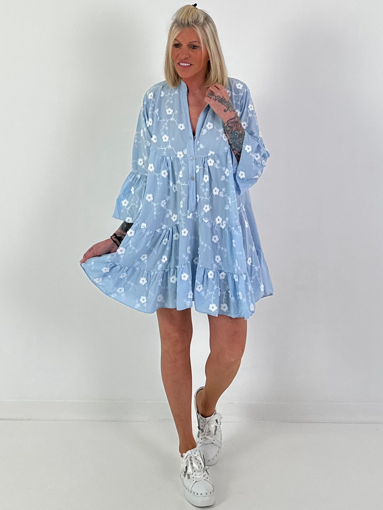 Tunic/dress with floral pattern - light blue