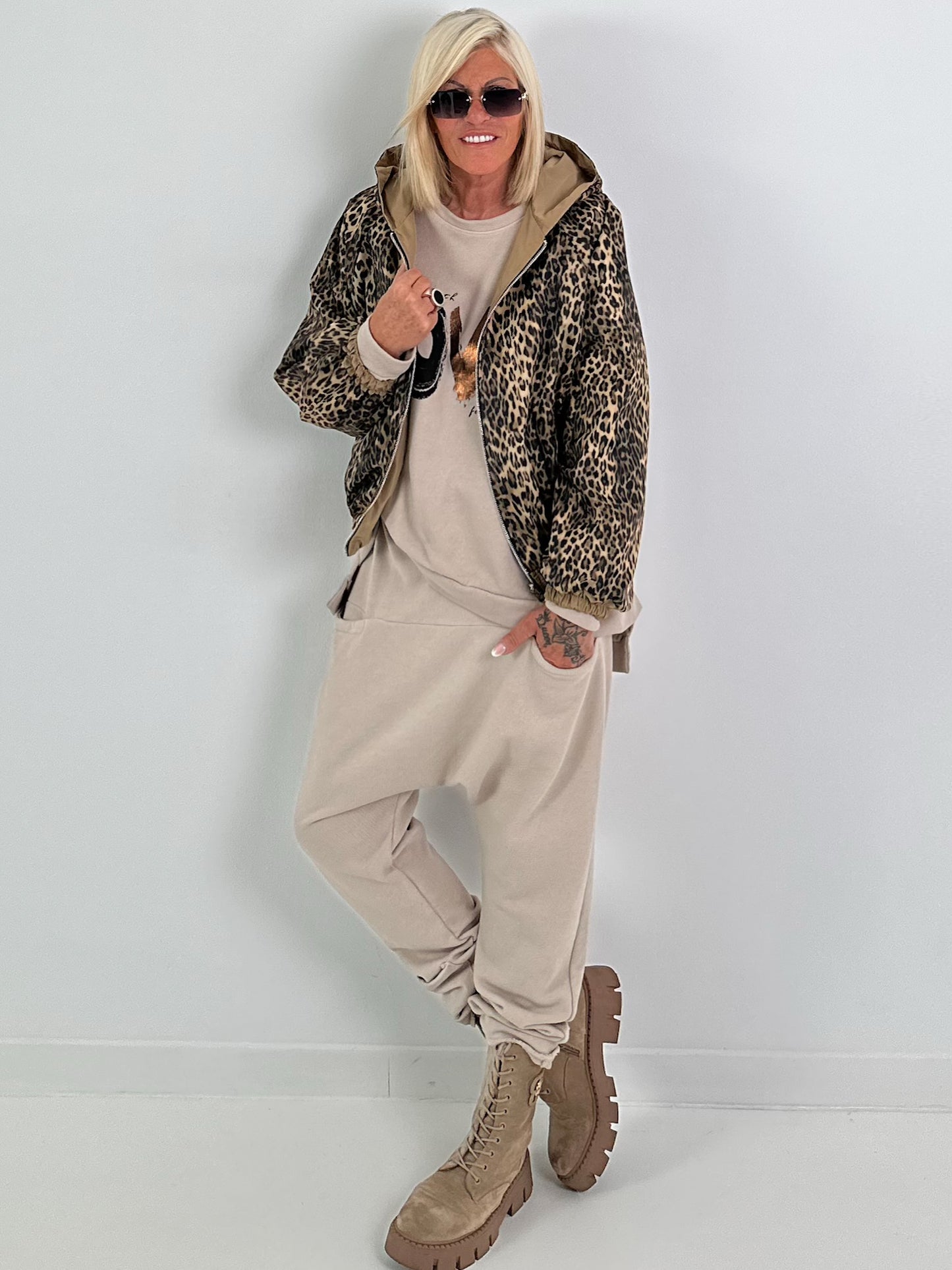 2 in 1 Jacke mit Leo-Print - camel