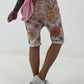 Kurze Baggy mit Skull-Print - mehrfarbig