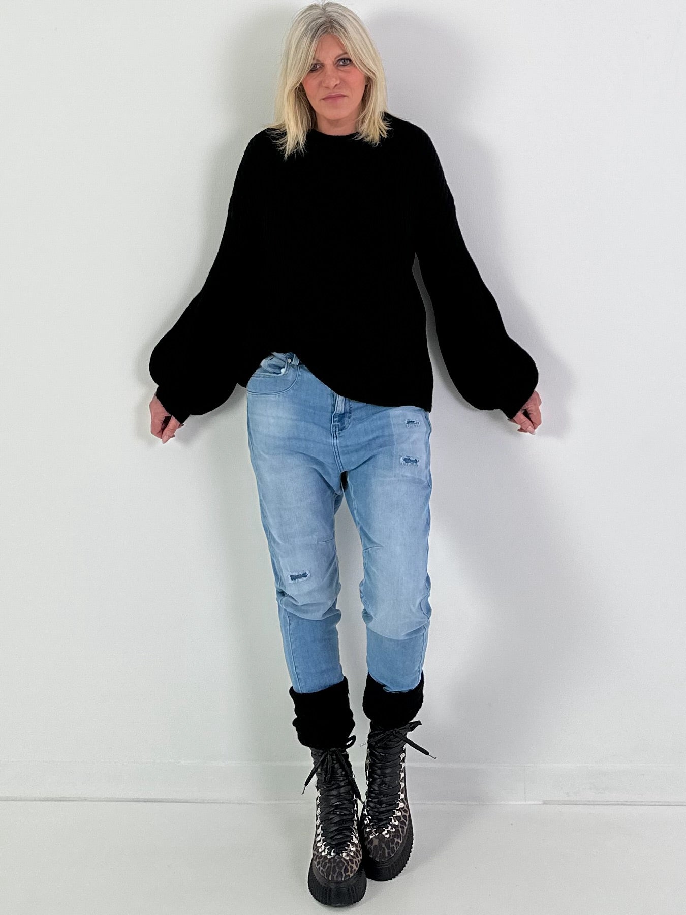 Trui model "CloudSleeve" - ​​zwart