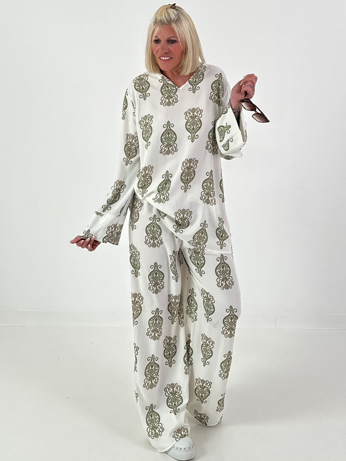 Zweiteiler mit Ornament Print - khaki-creme