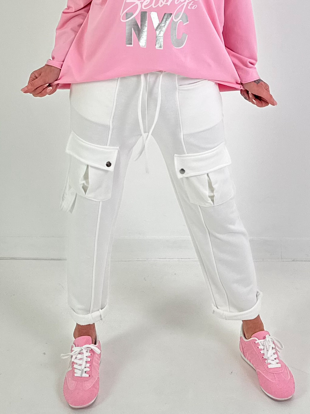 Hose mit Cargo Taschen - weiss