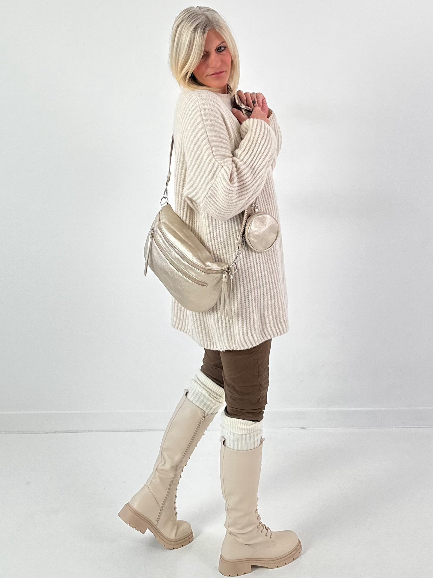 Crossbody bag in leather look, model "The Edit Bag" - gold