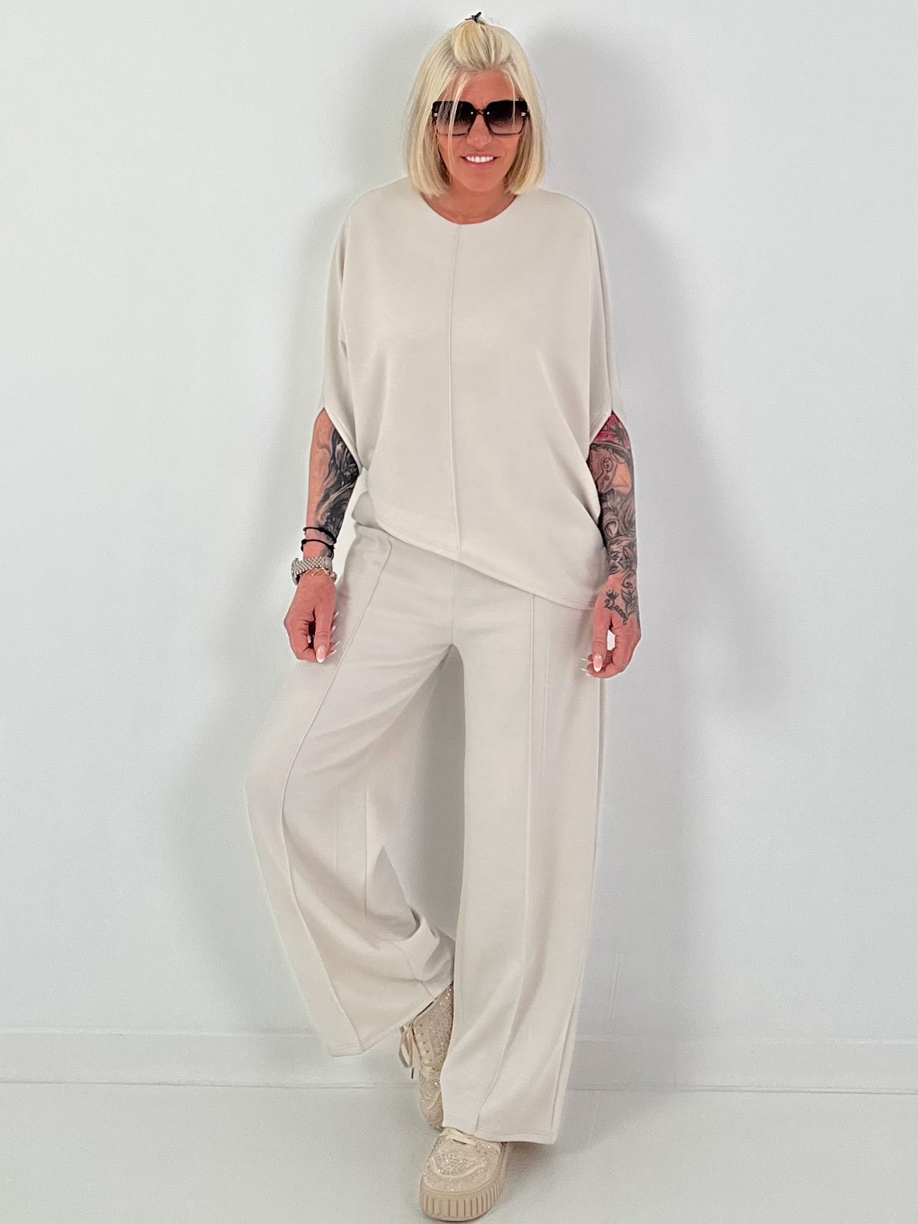 Two-piece set with asymmetrical shirt - beige