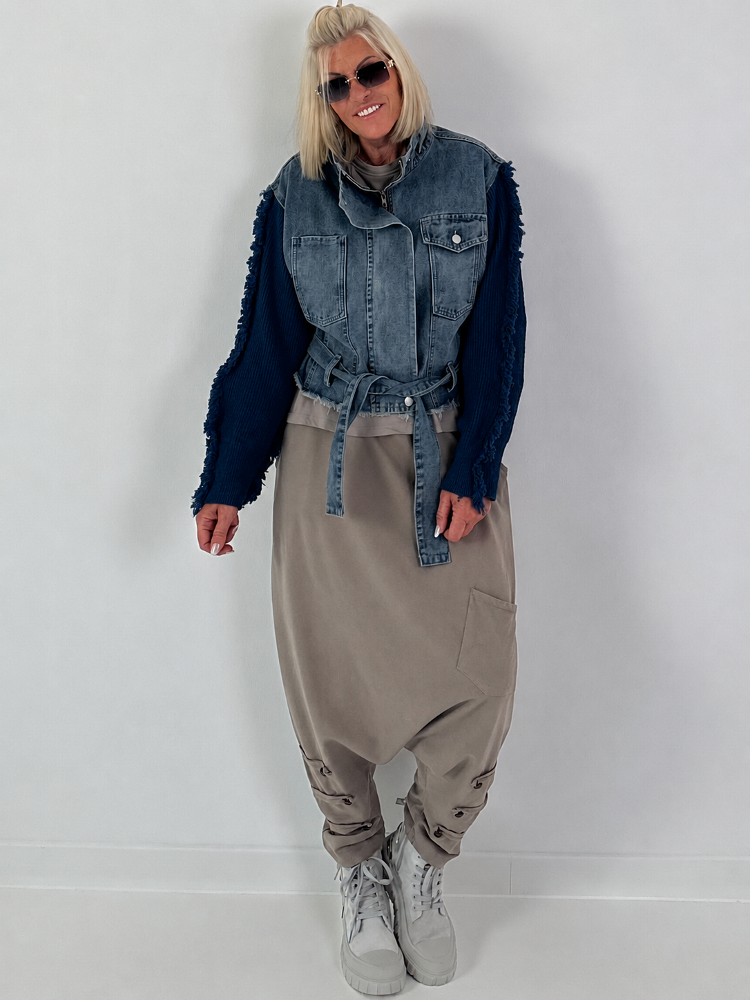 Denim jacket with knitted sleeves - denim-navy