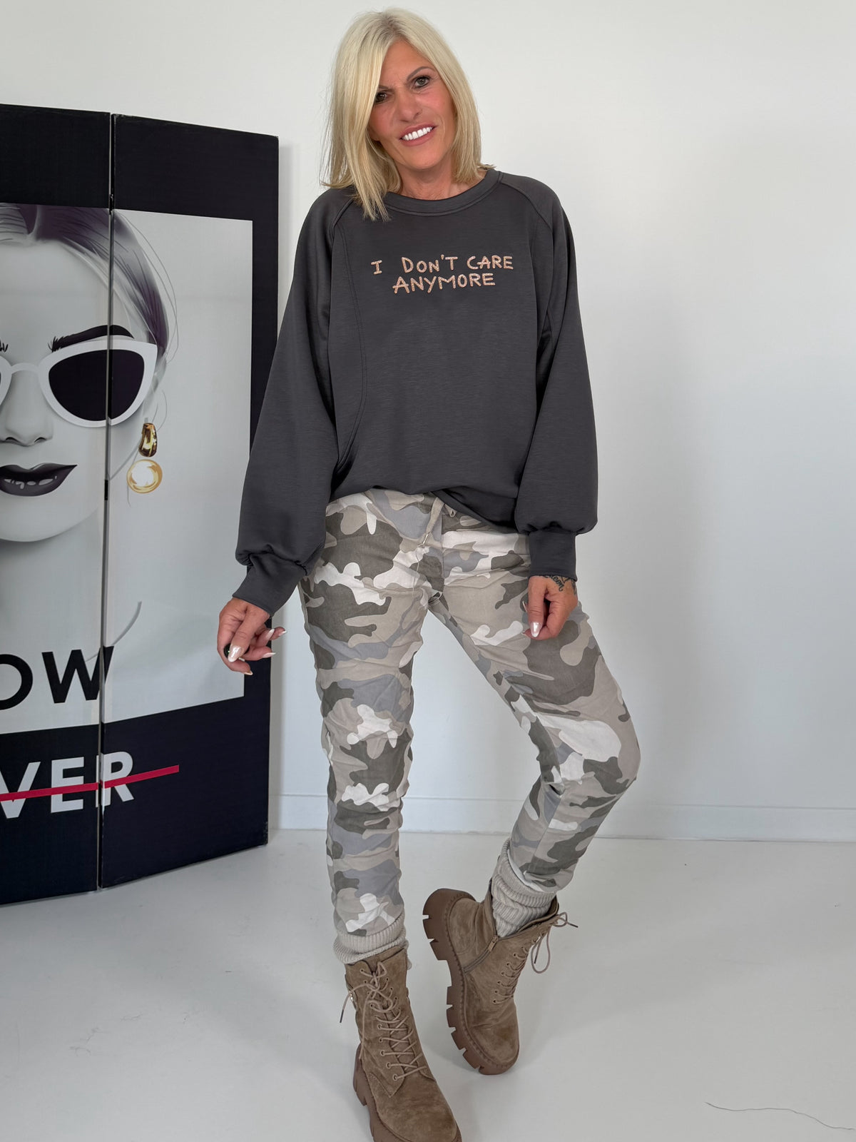 Sweater I Don´t Care Anymore - anthrazit