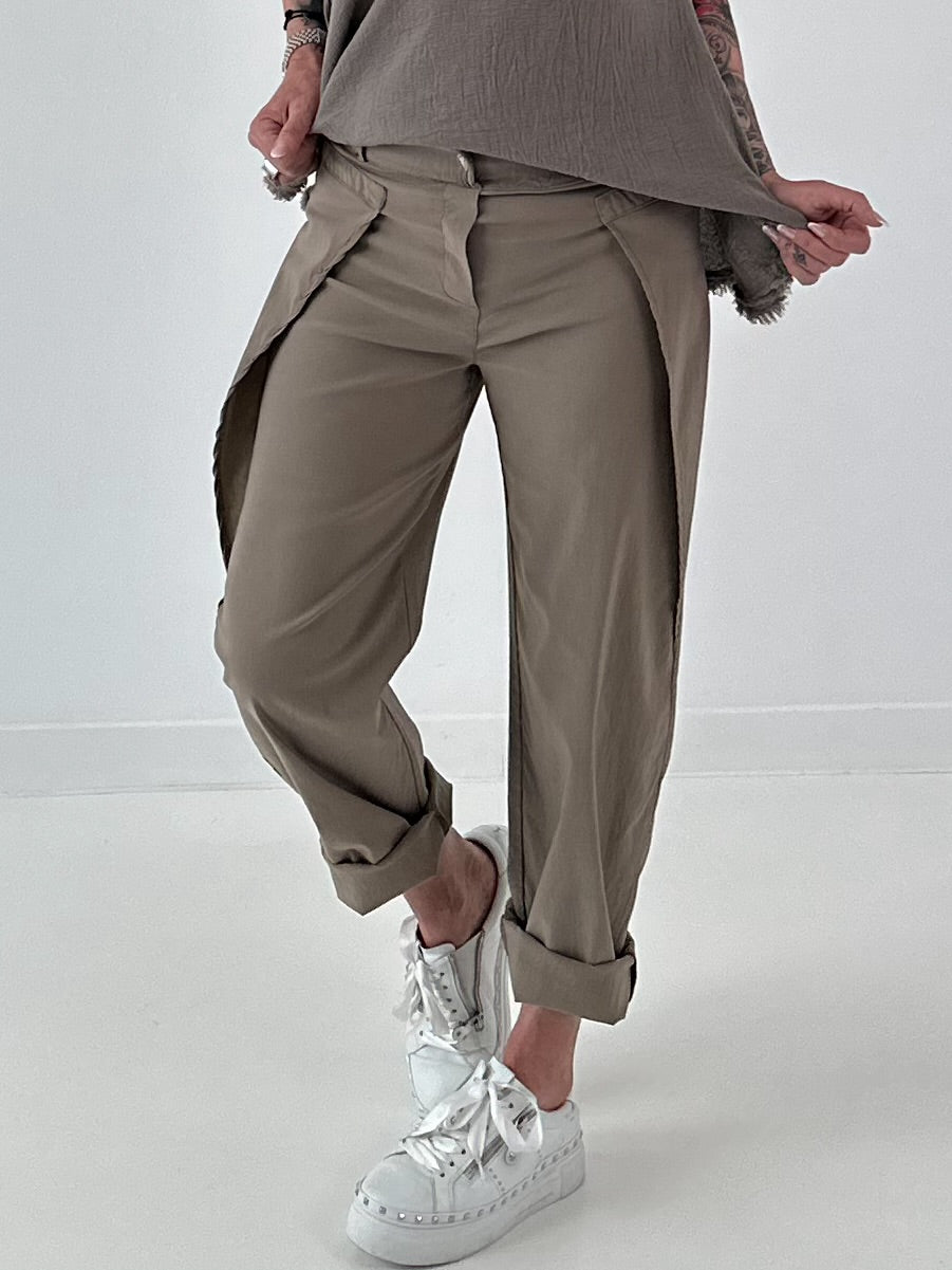 Hose mit besonderem Design - taupe