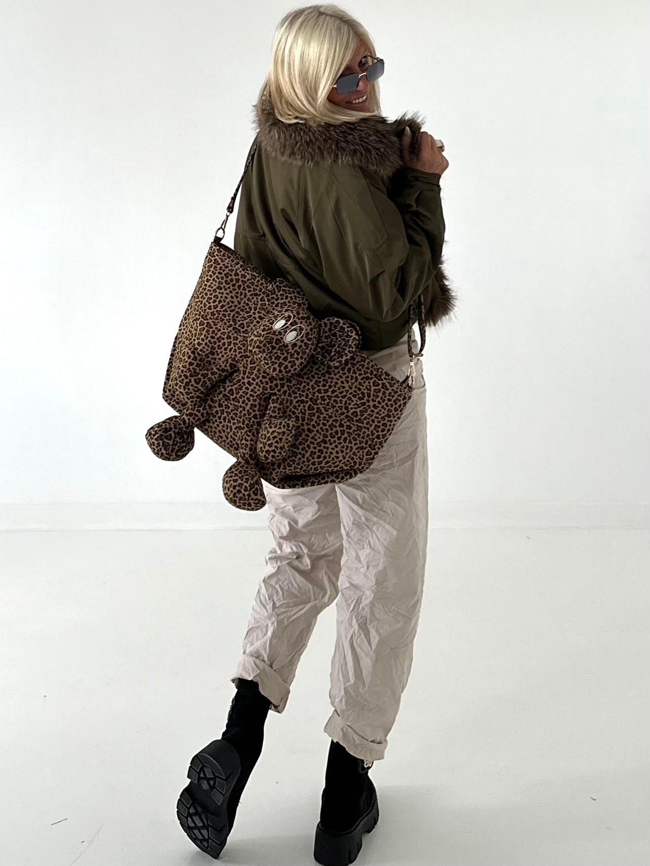 Canvas bag with special details - leopard