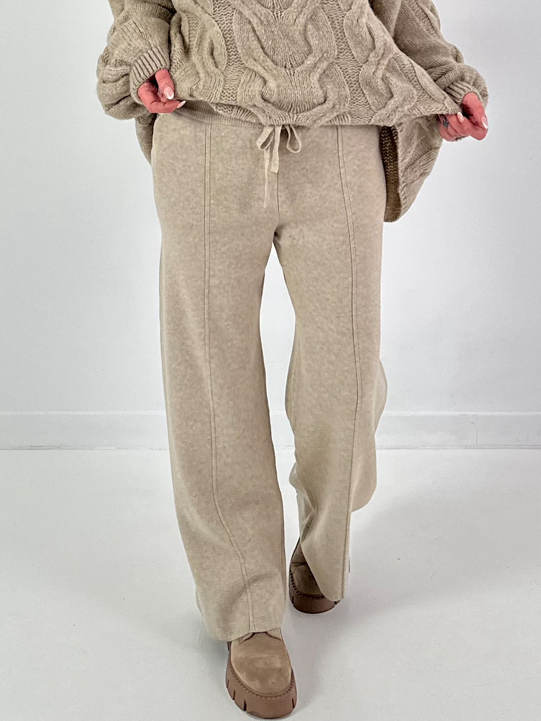 Knitted trousers model “Weave&amp;Wear” - beige