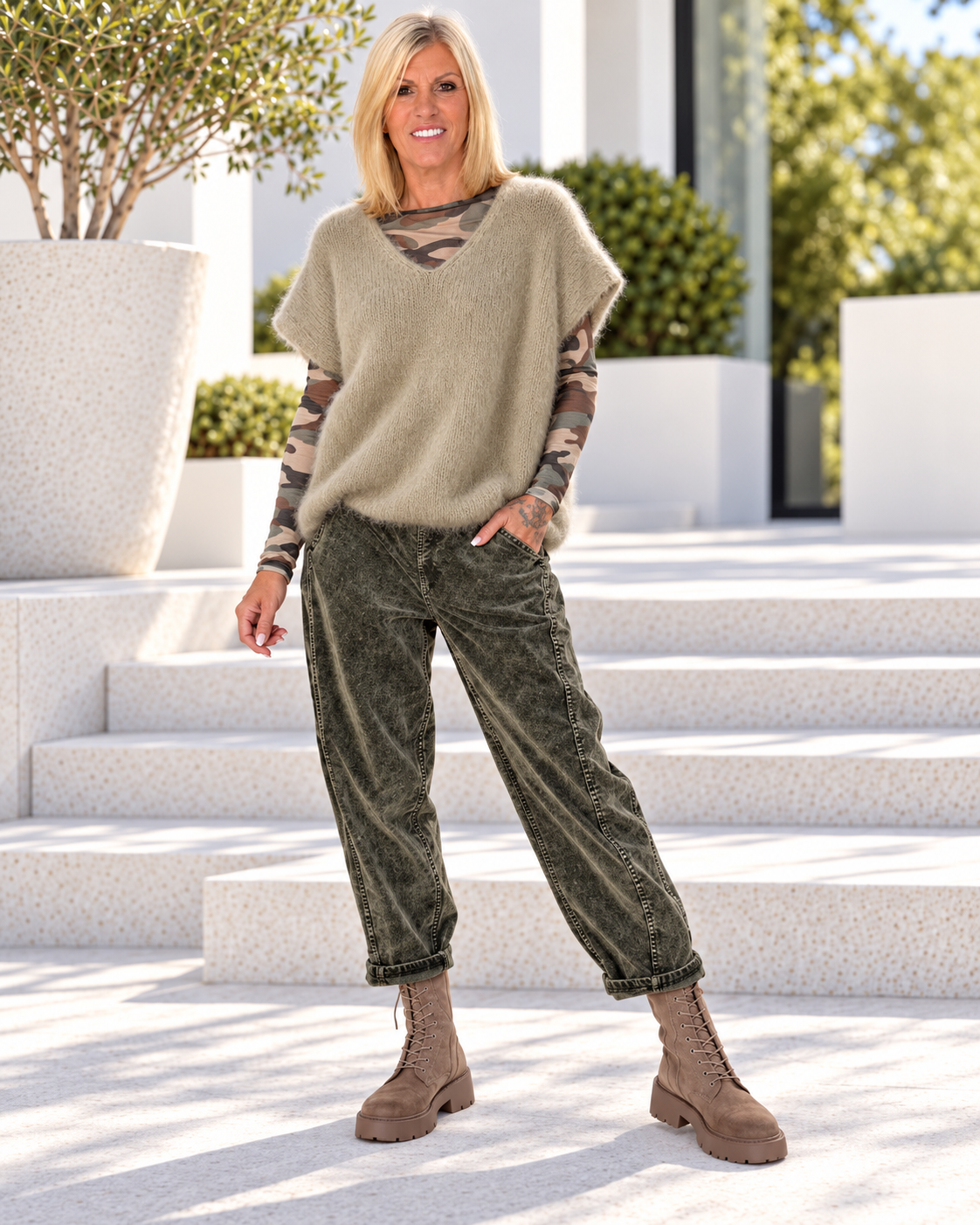 Fluffy turtleneck - beige