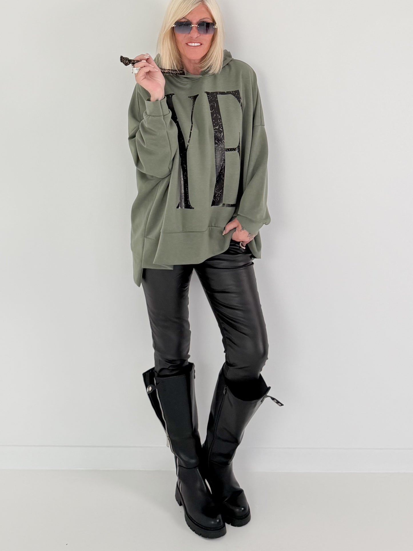 Oversized Hoodie YEAH - oliv