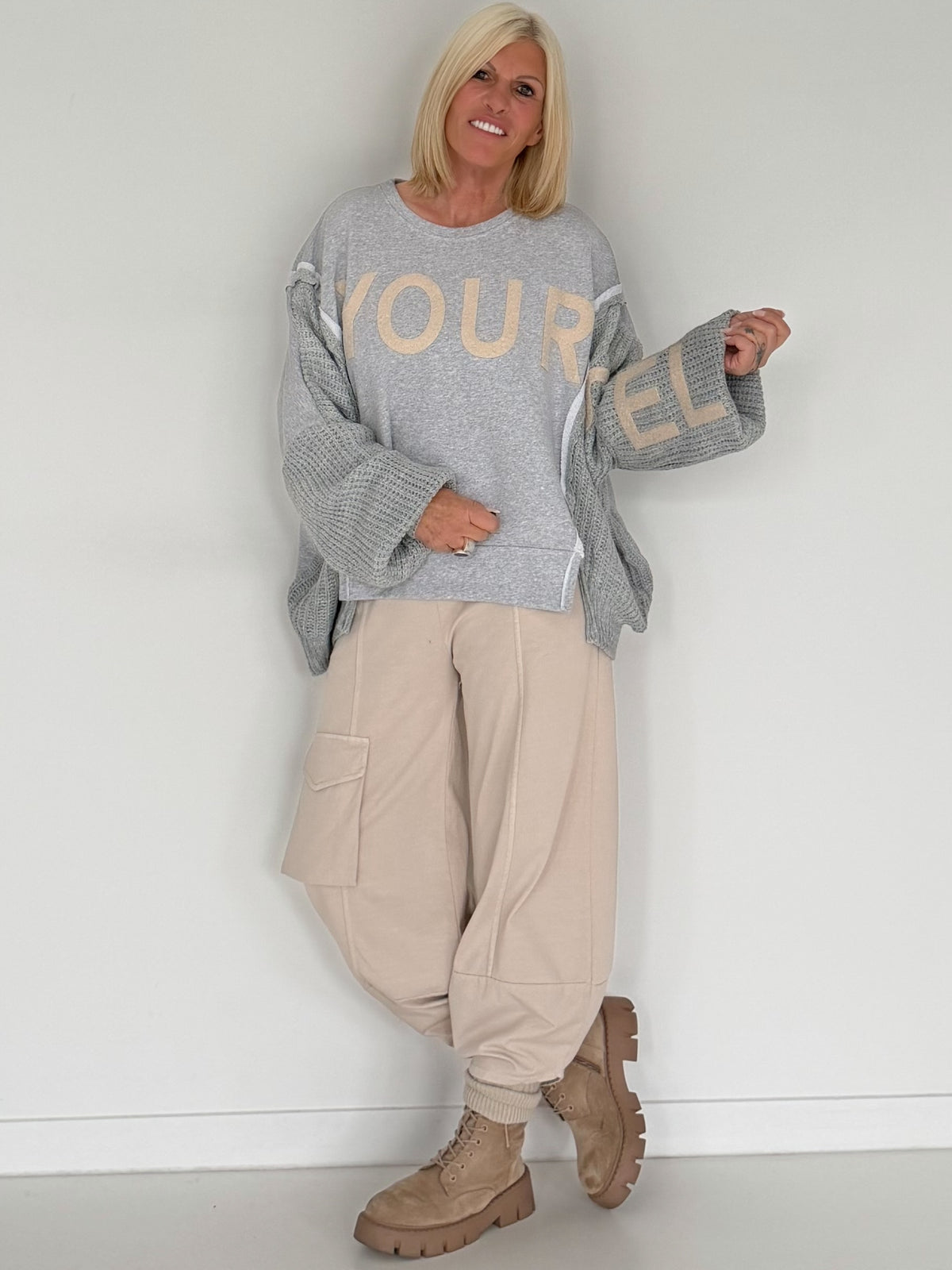 Sweater mit Strickeinsätzen - hellgrau