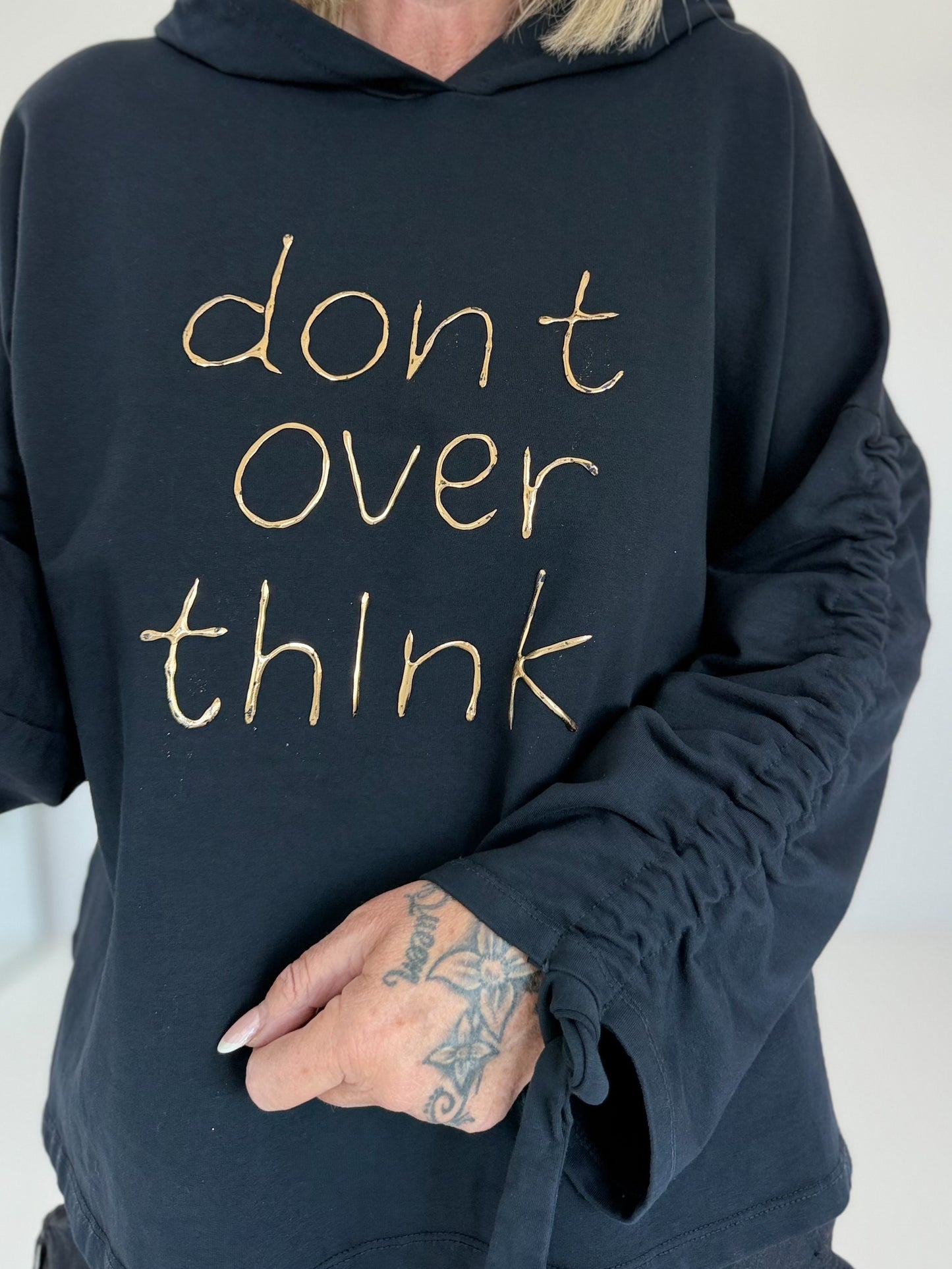 Hoodie Don´t Overthink - schwarz
