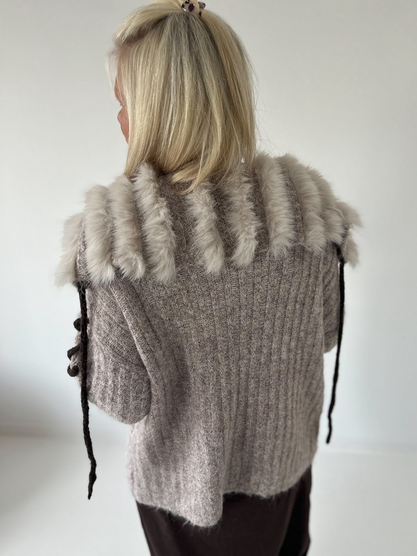 Cozy Cardigan with Oversized Faux Fur Collar - Taupe