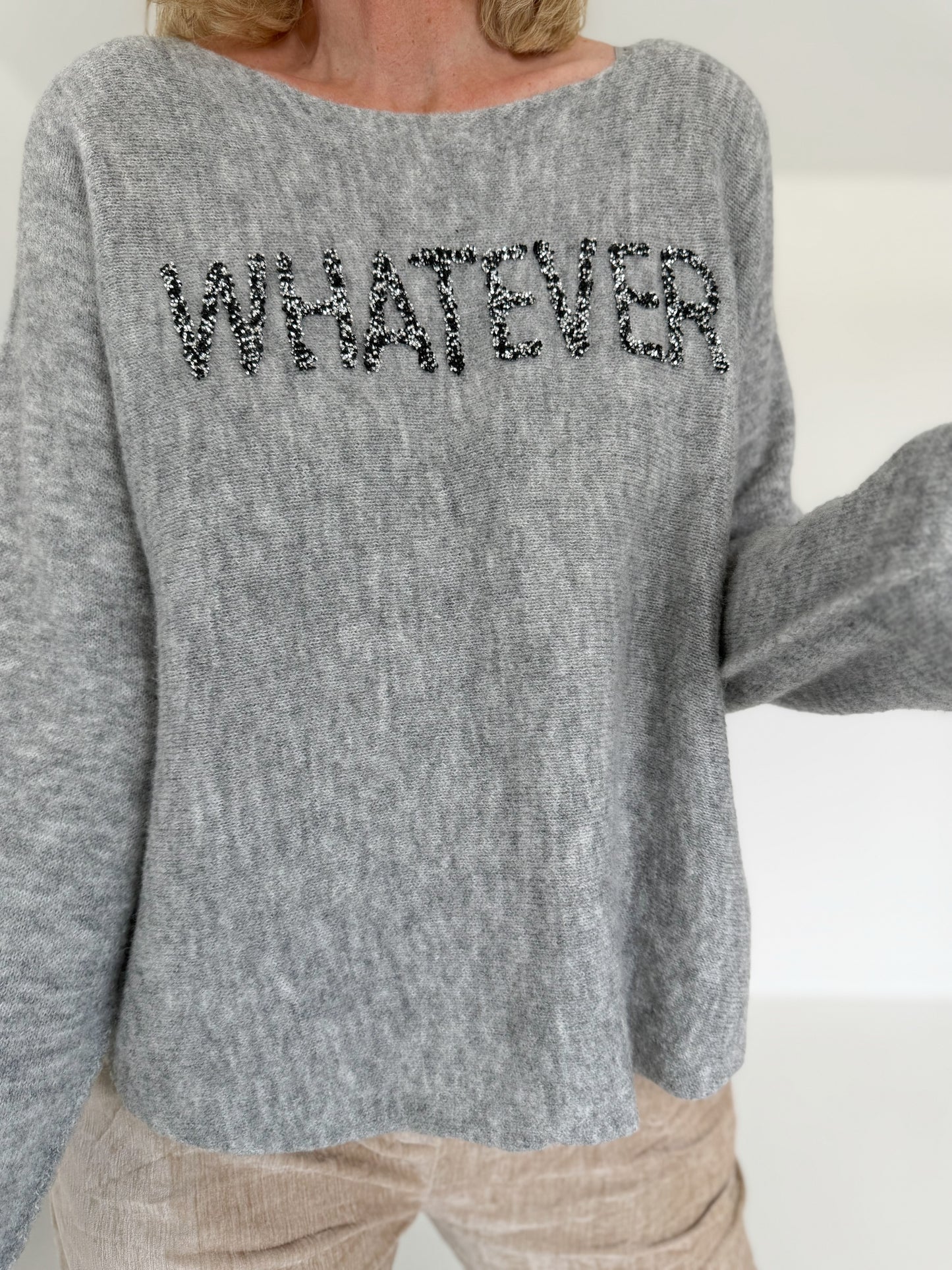 Weicher Pullover Whatever - grau