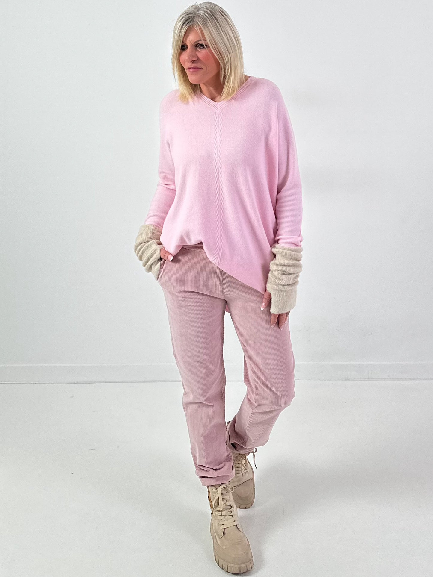 Sweater model "Classy Knit" - pink