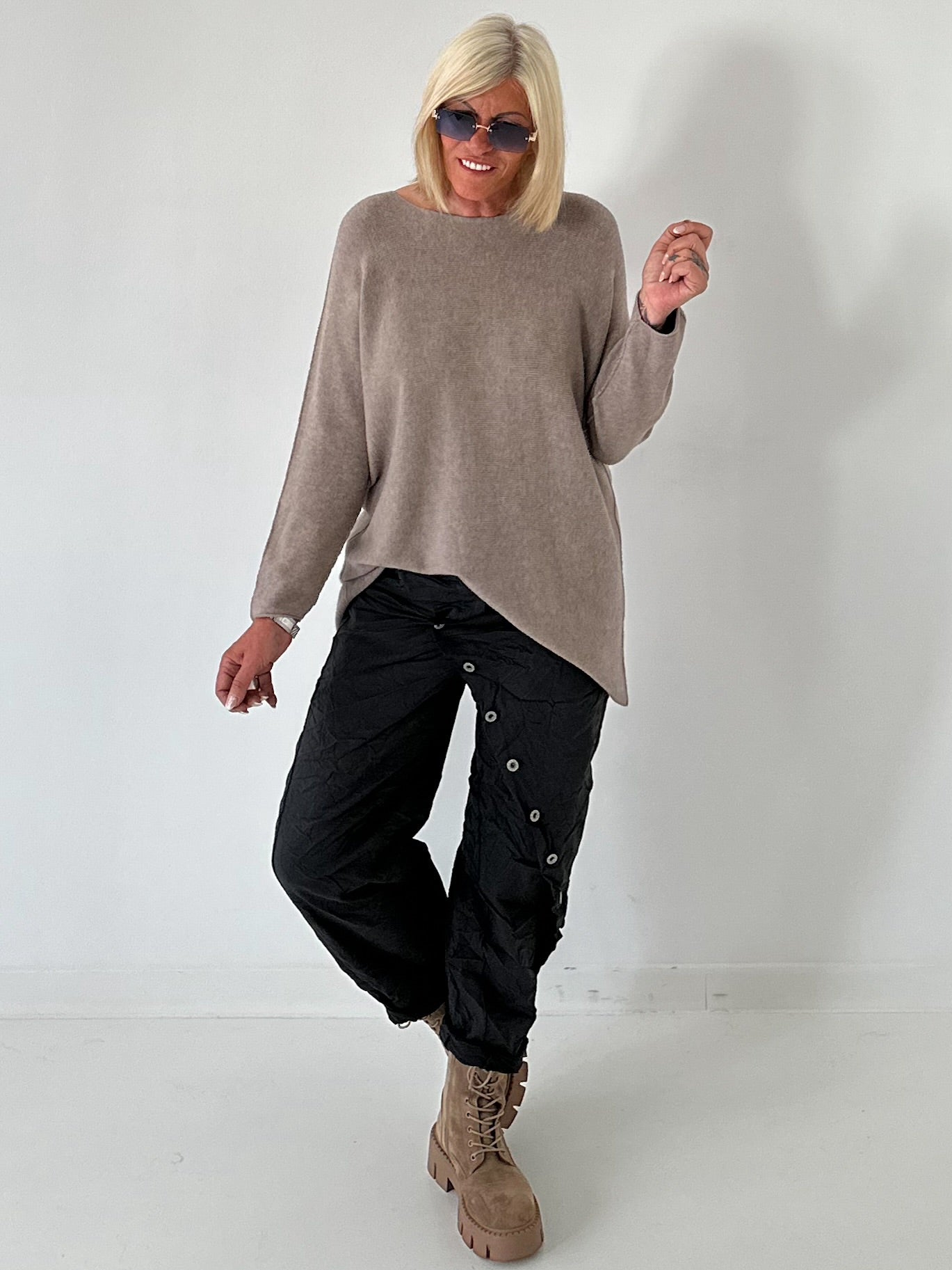 Weicher oversized Basic Pullover - taupe