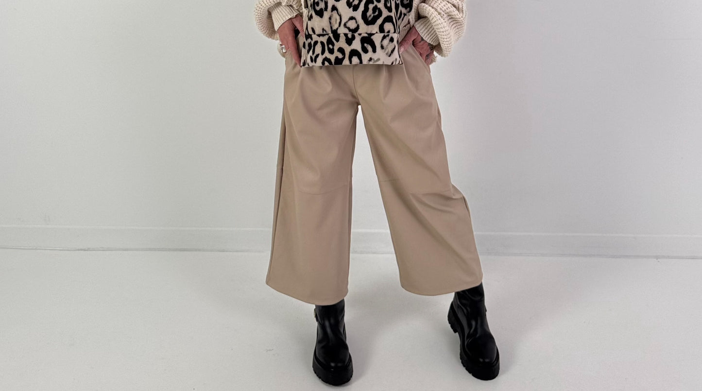 Leather-look culottes, model "Loose Mind" - beige