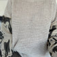 Grobstrickpullover mit Sweatärmeln Skull - beige