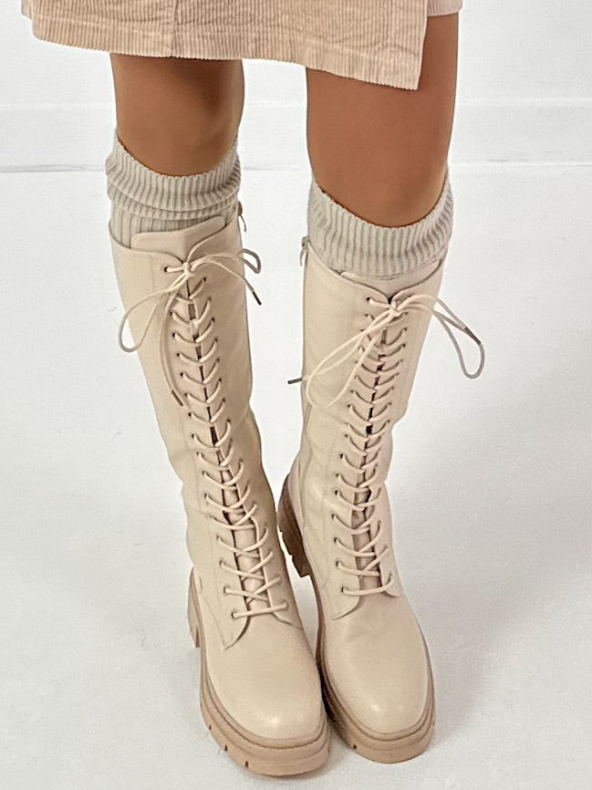 Boots model "Lacoria" - beige