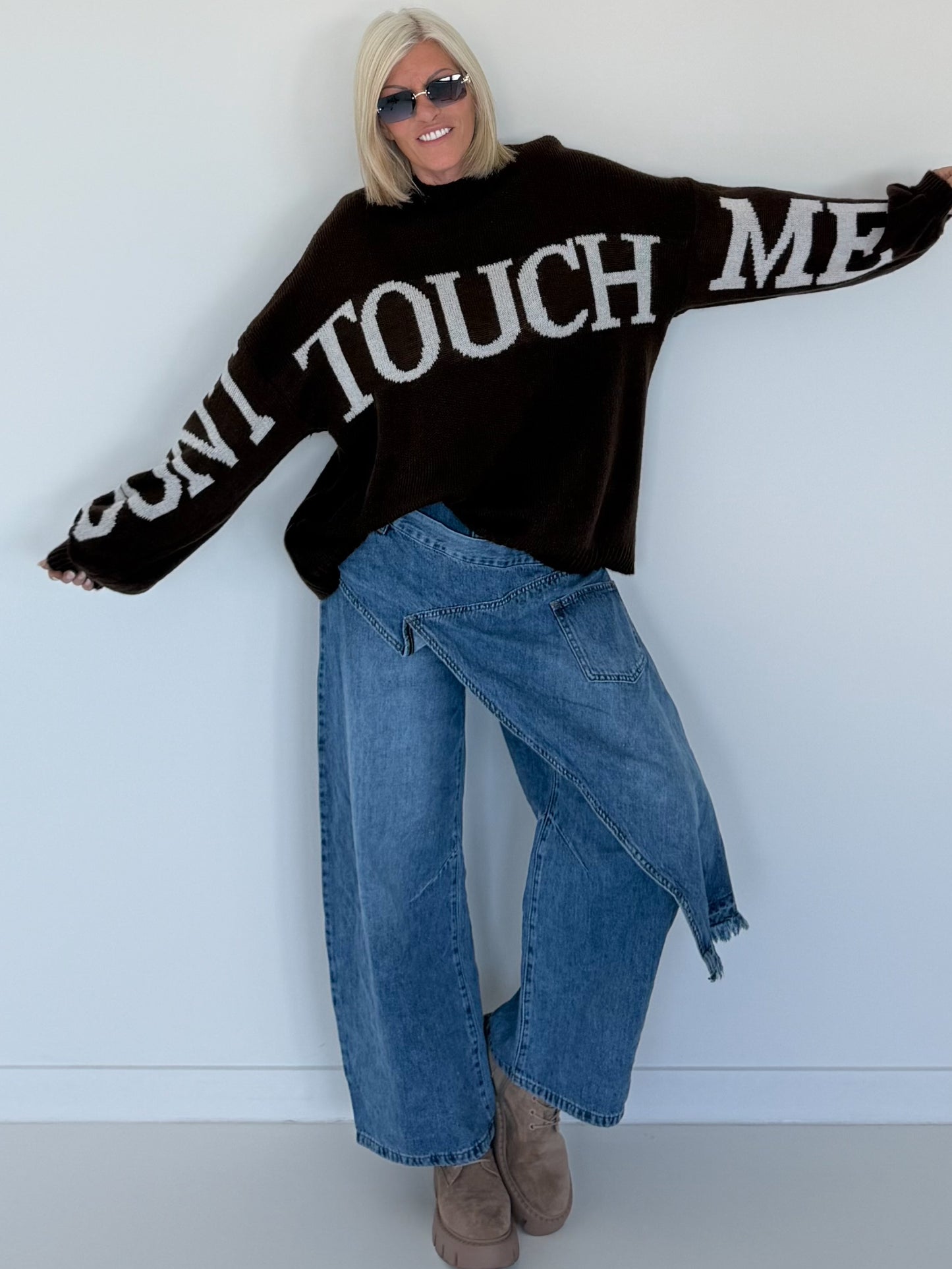 Oversized Strickpullover Dont Touch Me - mokka-weiss
