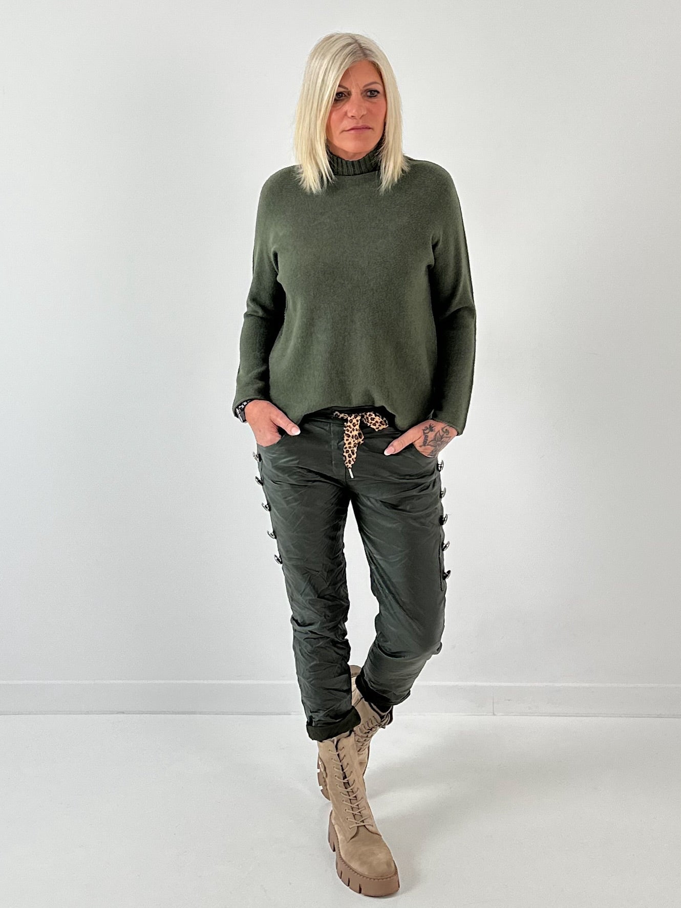 Turtleneck sweater model "Serenity Roll" - olive