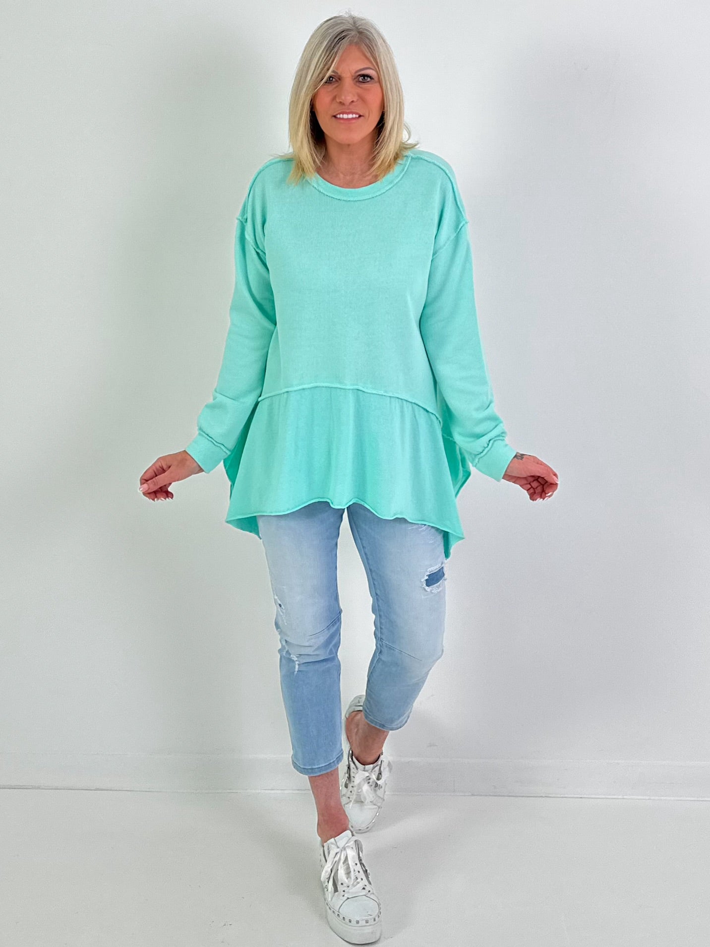 Sweater Modell "Drift Ensemble" - watergreen