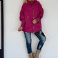 Oversized gewatteerd jack met mouwen met boorden en capuchon - bordeauxrood