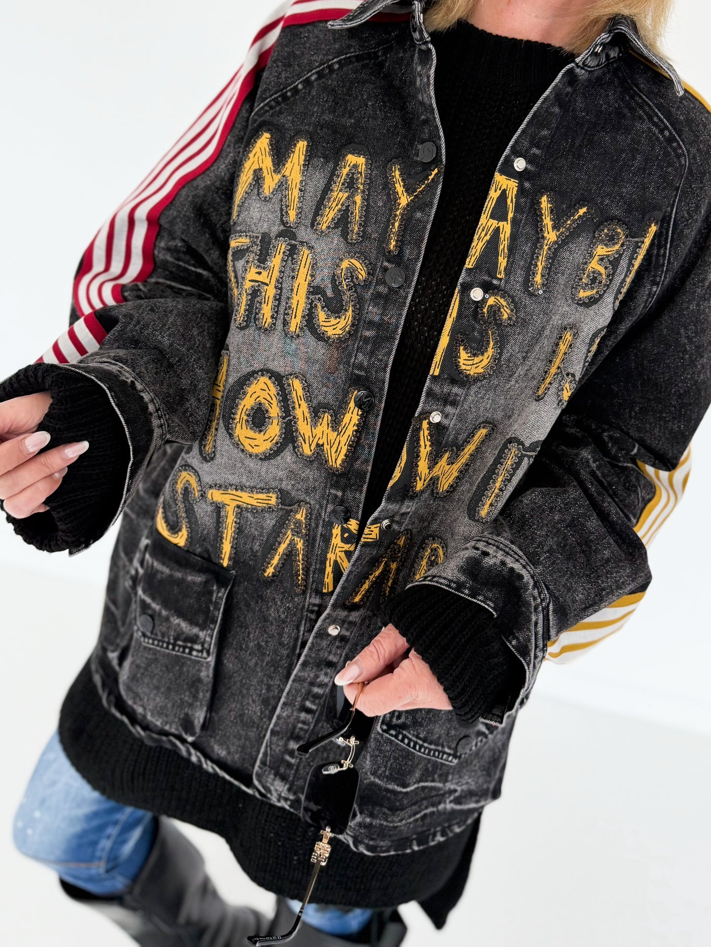 Oversized Jeansjacke mit Pailletten - used-black ( lieferbar ab ca. 01.09.26)