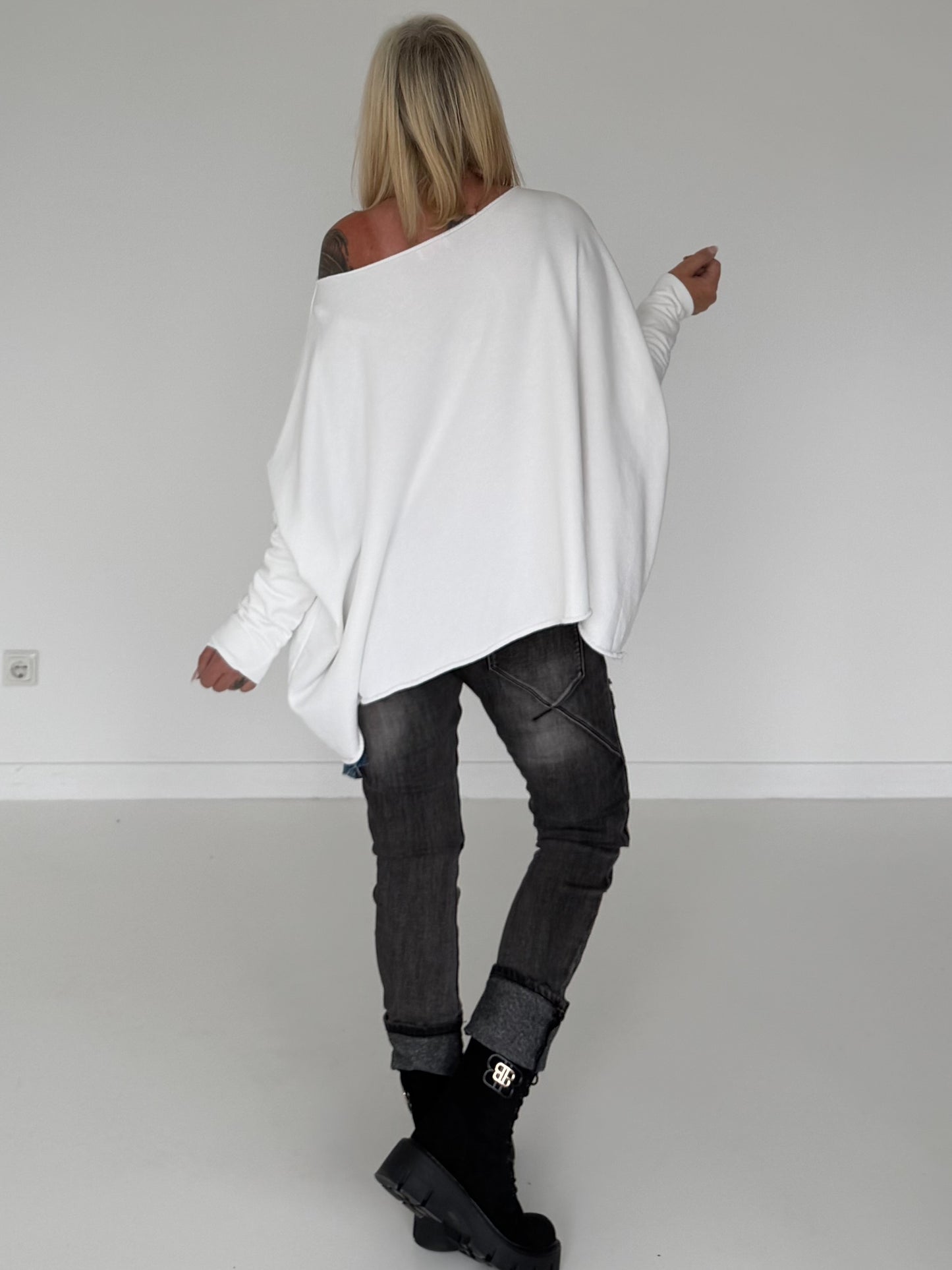 Sweater Dont Give Up - weiss