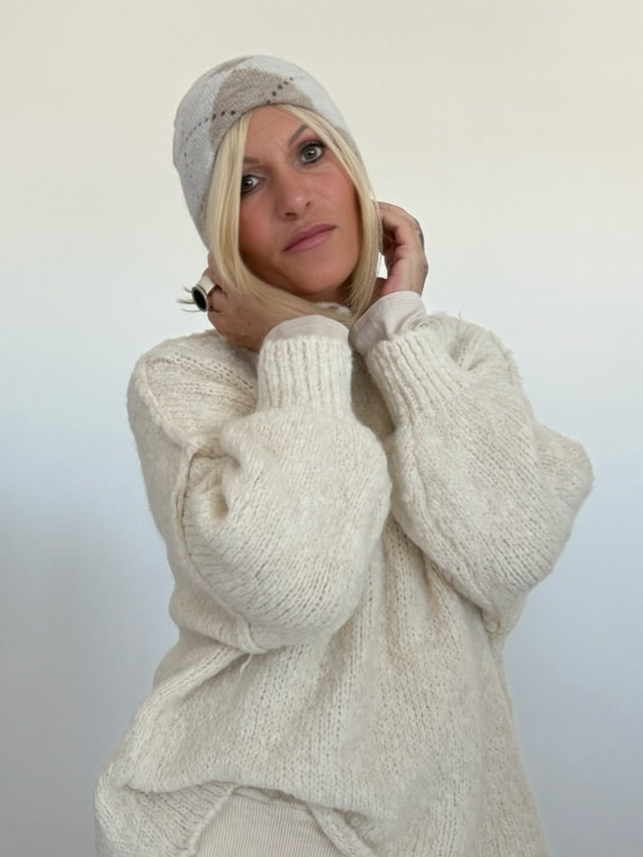 Weiche Strickmütze im Rautenmuster - beige-taupe