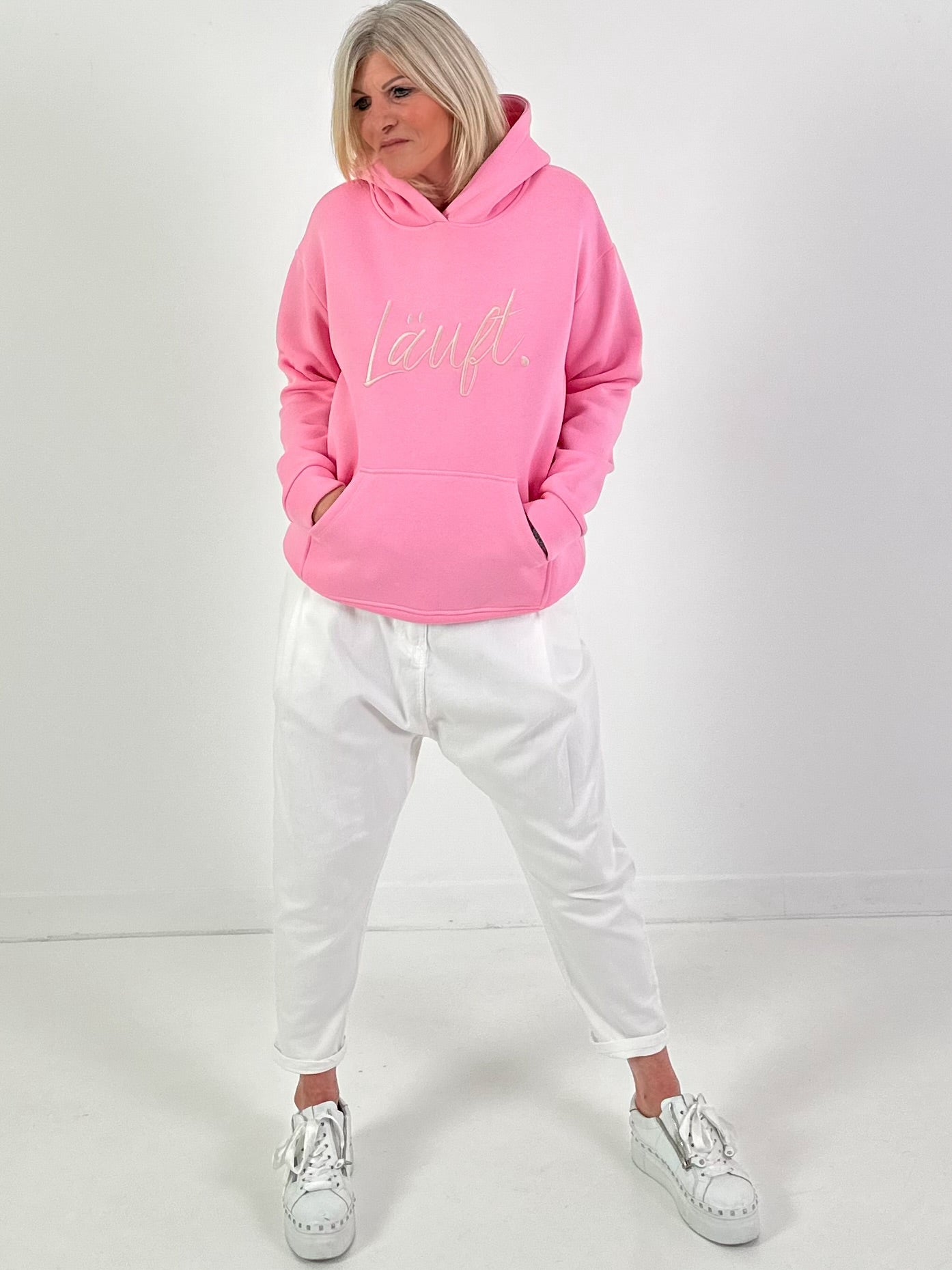 Hoodie Modell "Läuft." - rosa