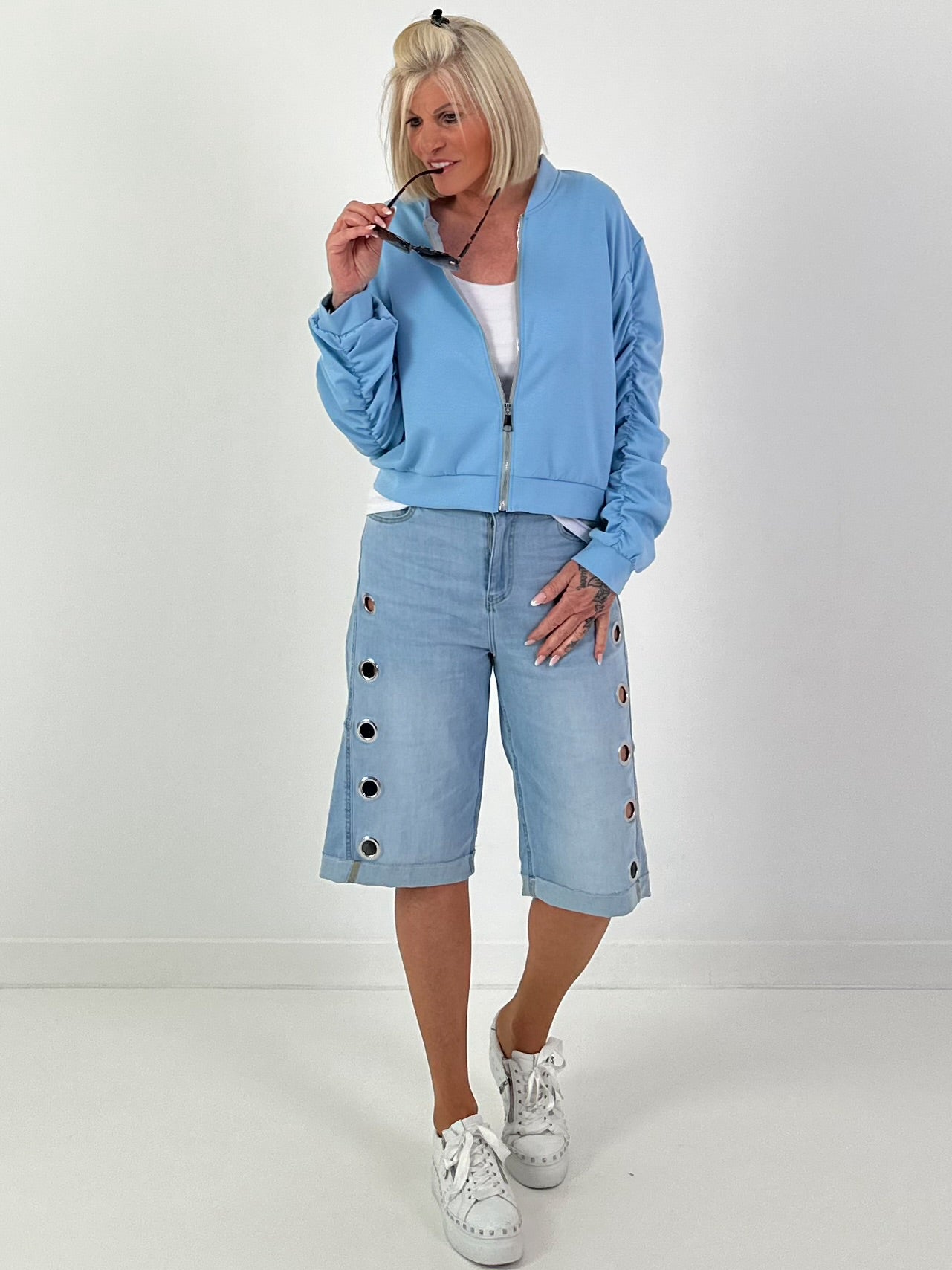 Bomber jacket with gathered sleeves - light blue