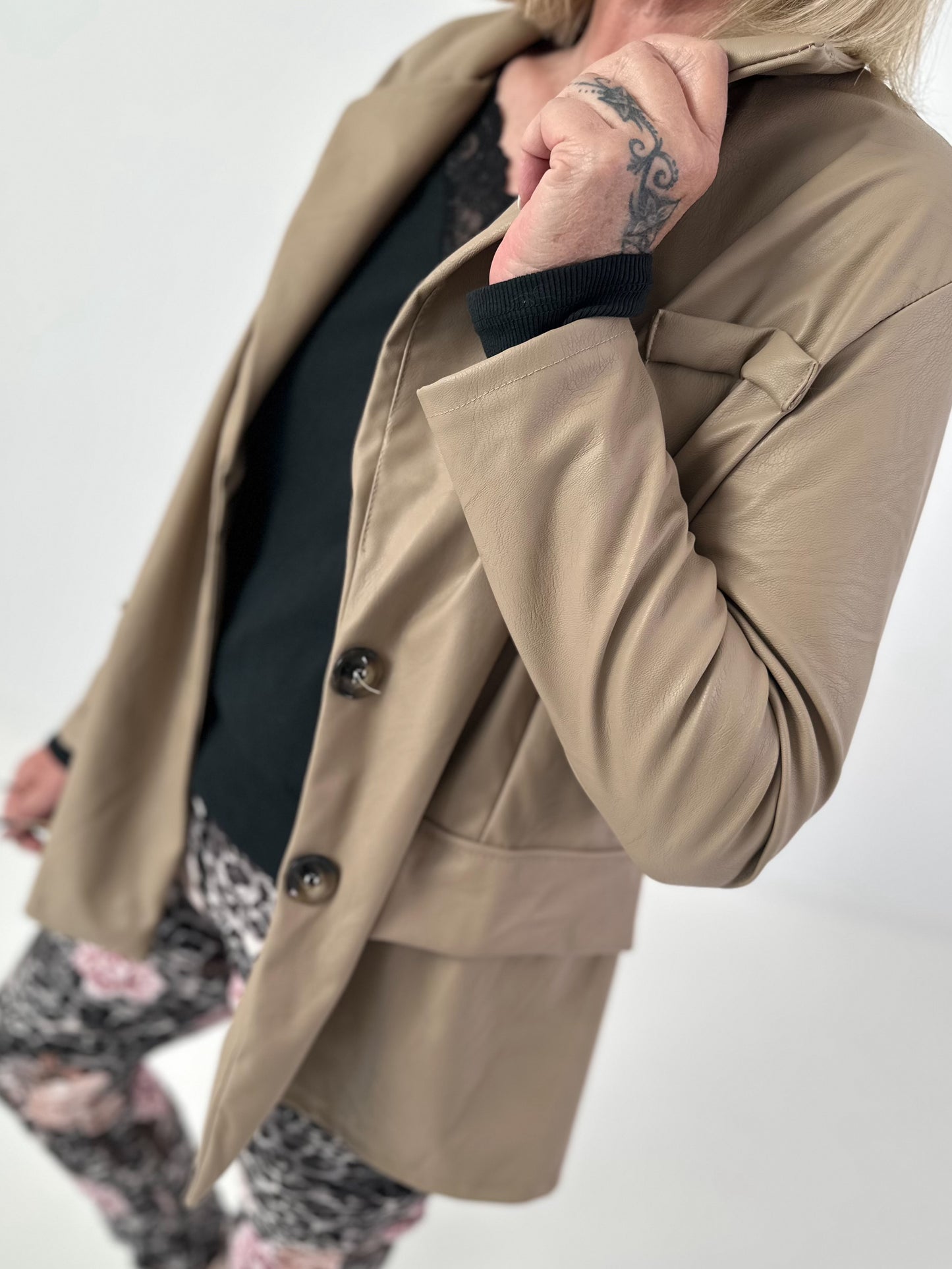 Blazer in Leder-Optik - taupe