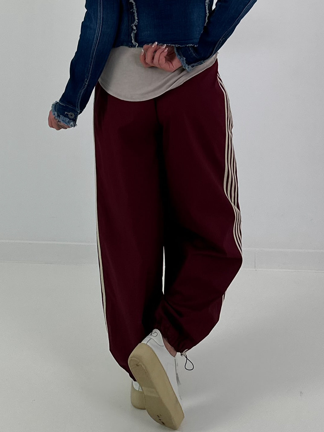 Pants with elastic waistband - burgundy