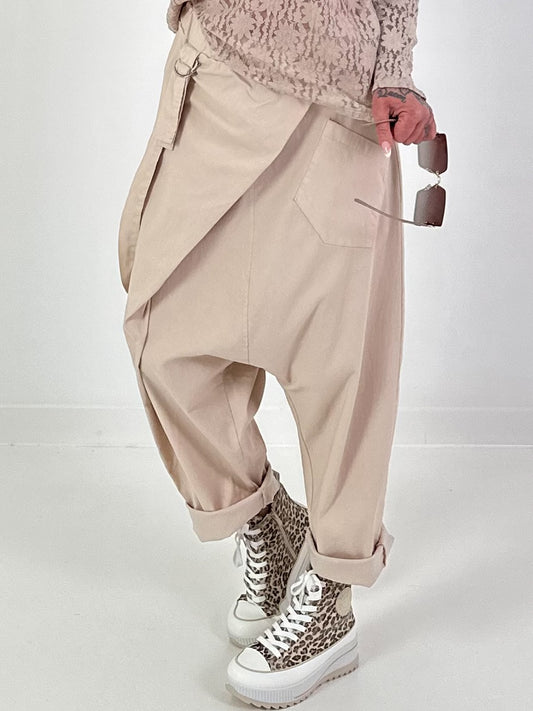 Baggy Hose mit Überwurf - beige